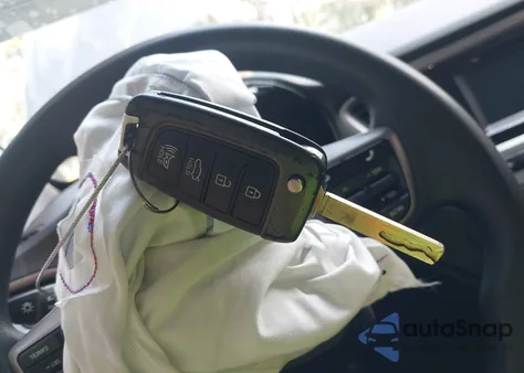 2022 Hyundai Accent Se z USA, uszkodzony, nr VIN 3KPC24A63NE157361